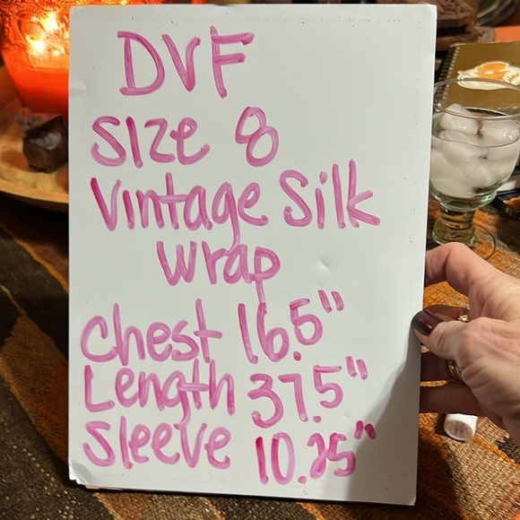 Diane Von Furstenberg | DVF Green and Navy Print Vintage Silk Wrap Dress Size 8 - Picture 8 of 13